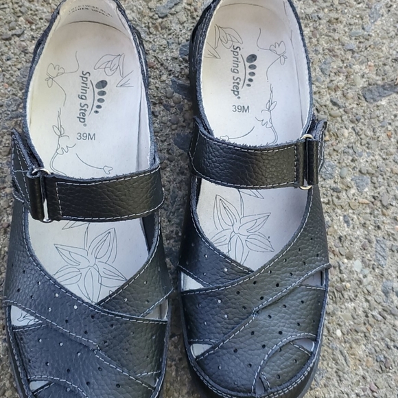 Spring Step shoes - Picture 2 of 4